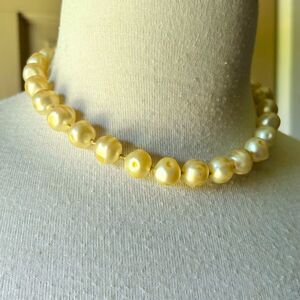Vintage 1940s Hand Tied Faux Cultured Pearl Necklace Choker Rhinestone Clasp